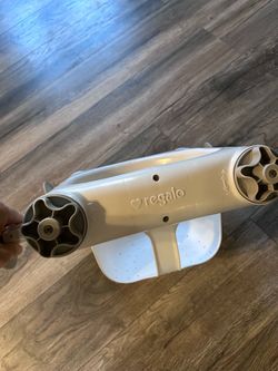 LIKE NEW Regalo Baby Bath Tub Seat
