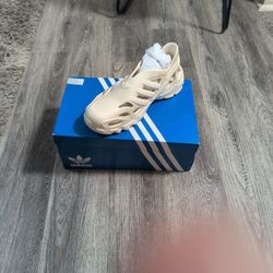 AdiFOM SUPERNOVA Size 10 Size 9 