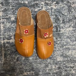 Brown Shoes 