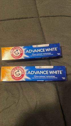 2 - ARM & HAMMER Advance White Extreme Whitening Toothpaste with Fluoride Clean Mint 6 oz