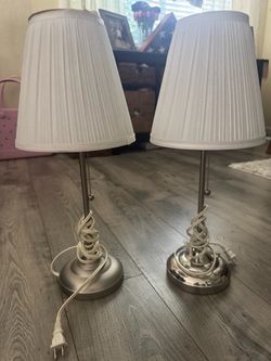 Bedroom lamps