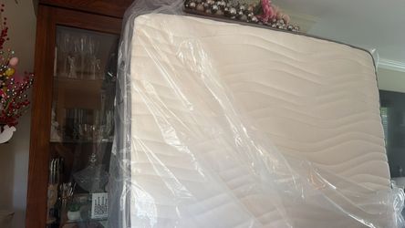 Queen mattress