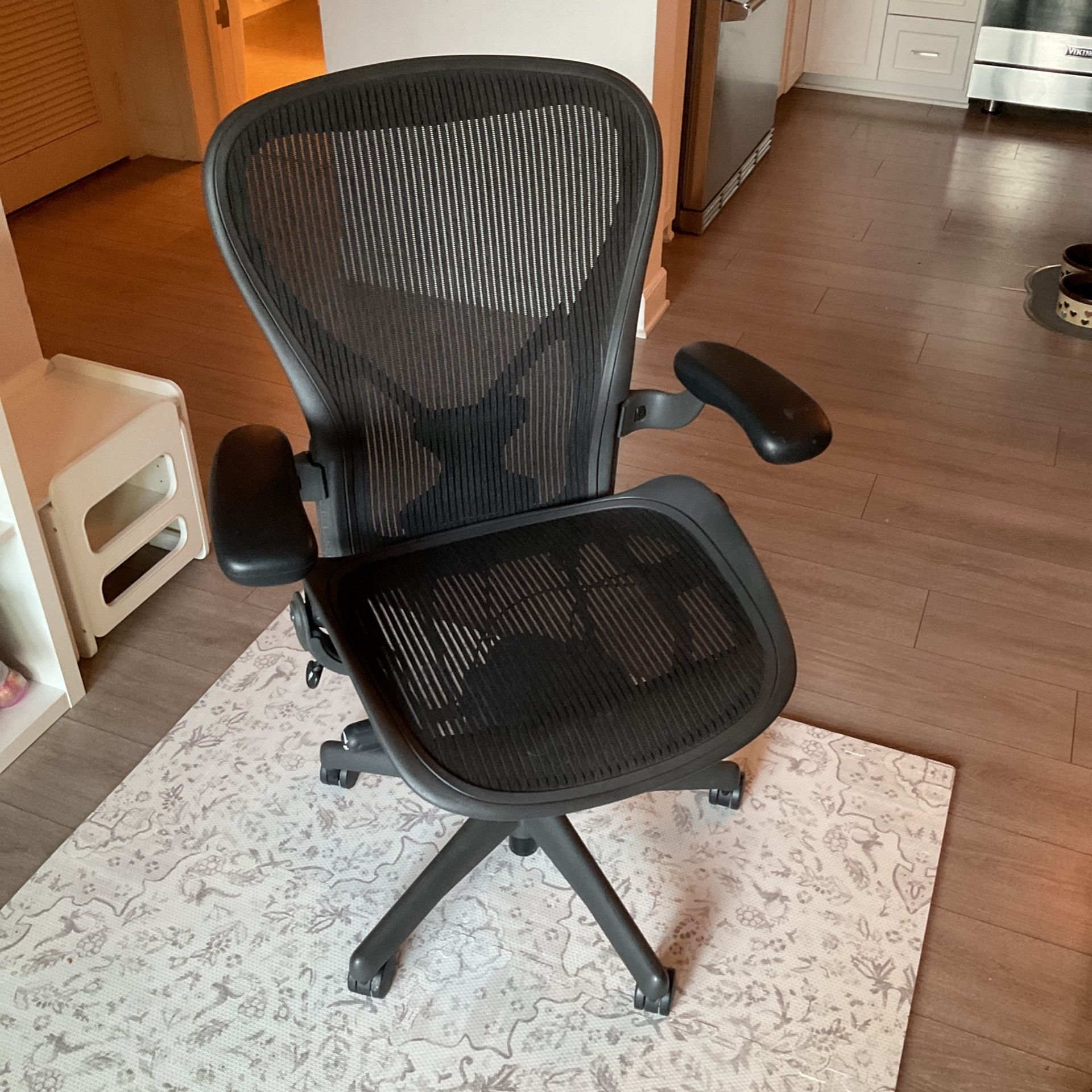 Herman Milller Aeron Office Chair Size C