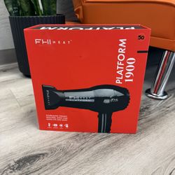 FHI Heat Platform 1900 ($150 Retail)