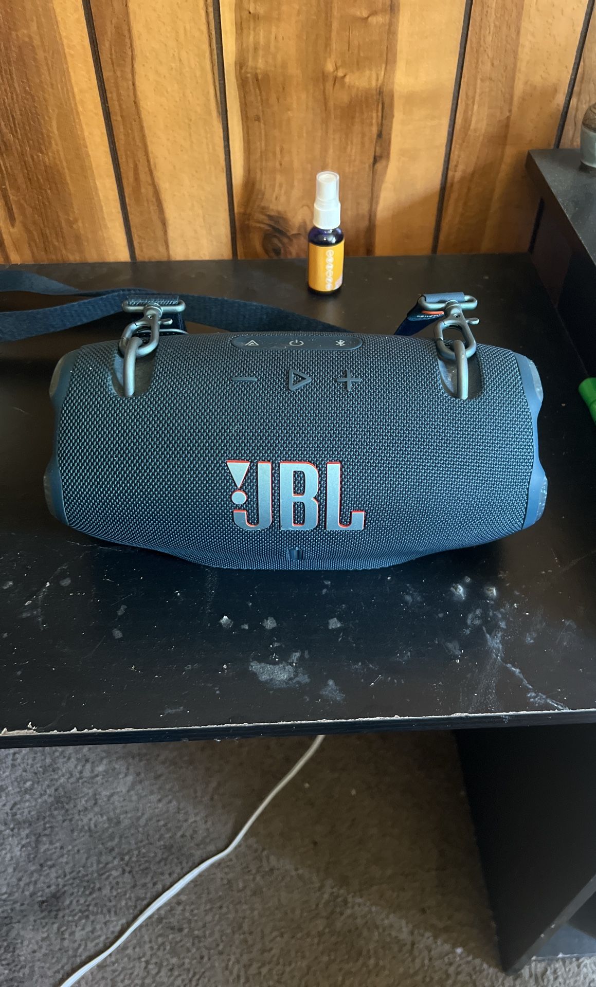 JBL Speaker