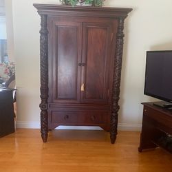 Armoire