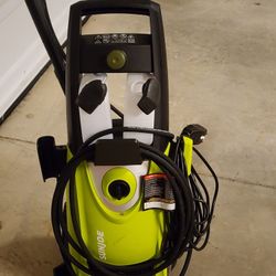 LIKE NEW Sun Joe Powerwasher