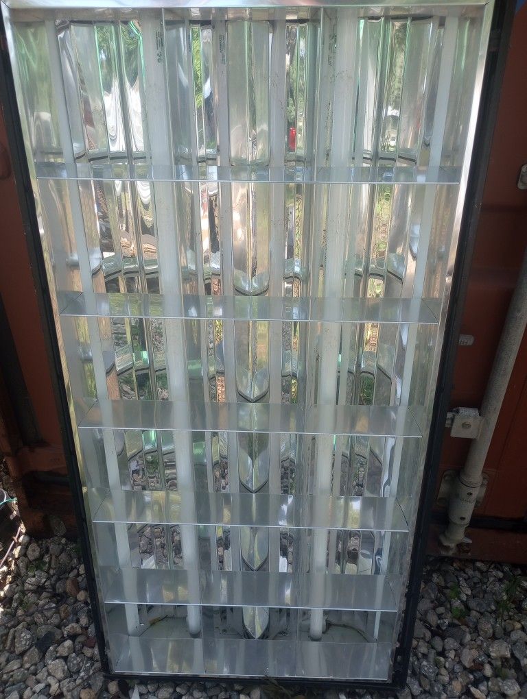 2x4 Fluorescent Lights