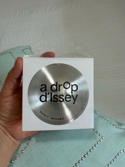 a drop d’ issey Miyake EAU de parfum 50ml.. Used only a few times..
