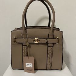 Women’s Handbags 