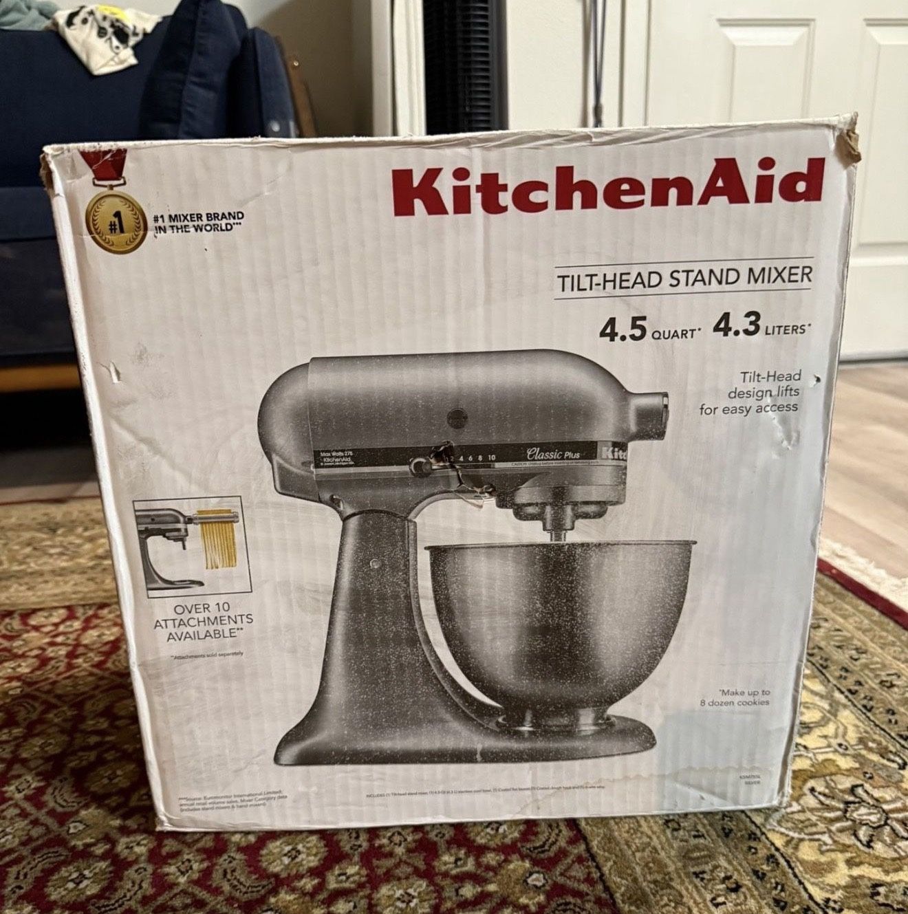New/Unused Kitchen Aid Classic Plus Mixer