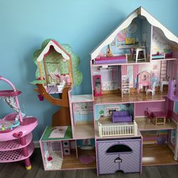 Kidkraft Barbie Mansion House, Kitchen Set And Accessories