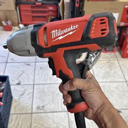 Milwaukee electric 1/2 impact wrench