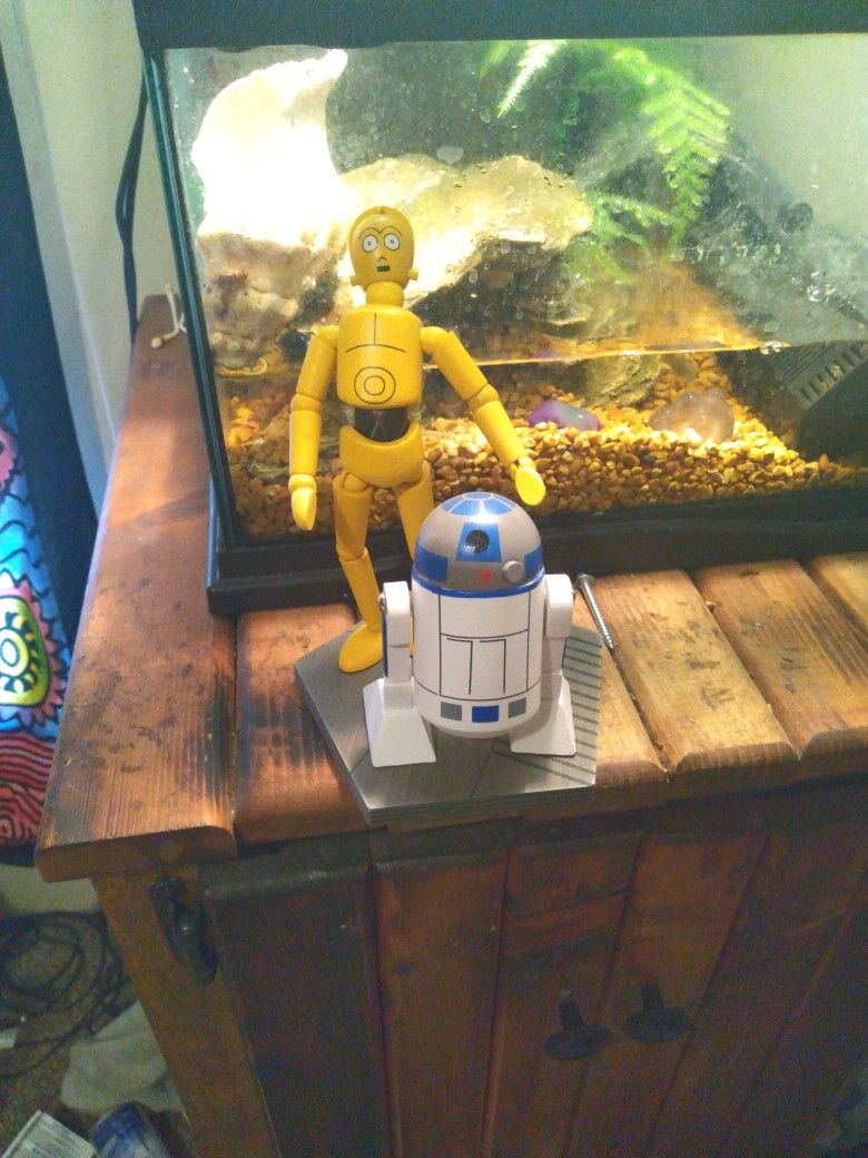Adjustable R2D2&C3PO (COLLECTABLE) Star Wars  Wooden Figurine