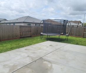 Trampoline