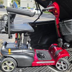4 Wheel mobility chair like new