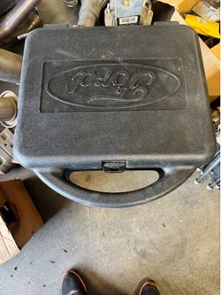 OEM Ford Super Duty Gooseneck Hitch Kit 2-5/16” Ball Complete w/ Case F250 F350 F450