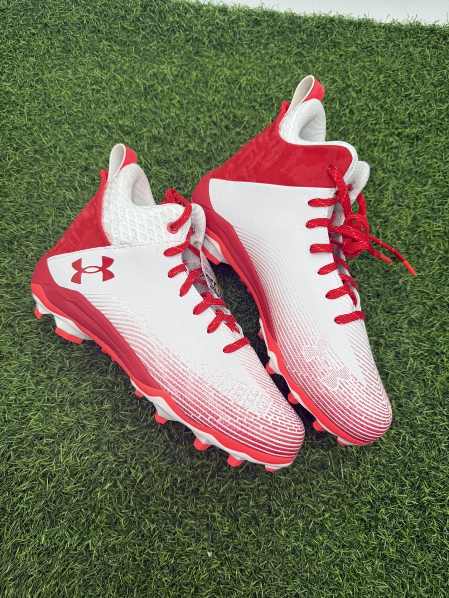 New Under Armor Football Red Cleats Size 9