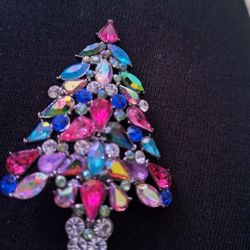 Vintage Avon Signed 3rd Edition Christmas Tree Brooch 2006, Signed, Rare Find 3 Inch Pin Brooch