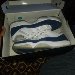 Jordan 11 Low Snakeskin