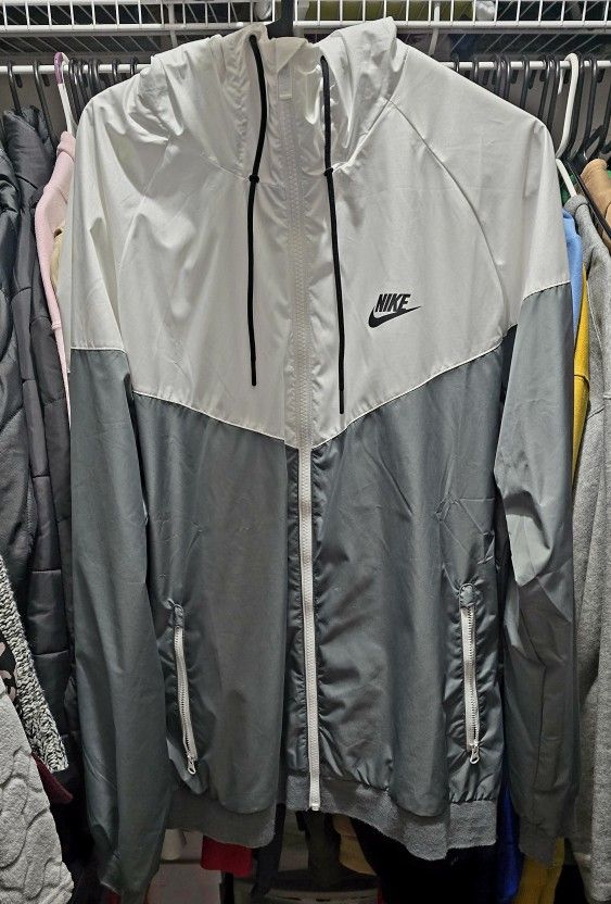 Nike windbreaker mens large