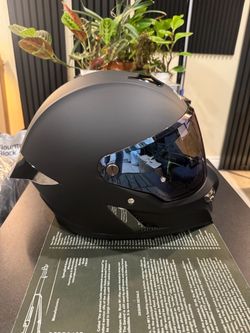 New Motorcycle Helmet DOT approved
