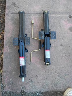 RV Scissor stabilizer Jacks
