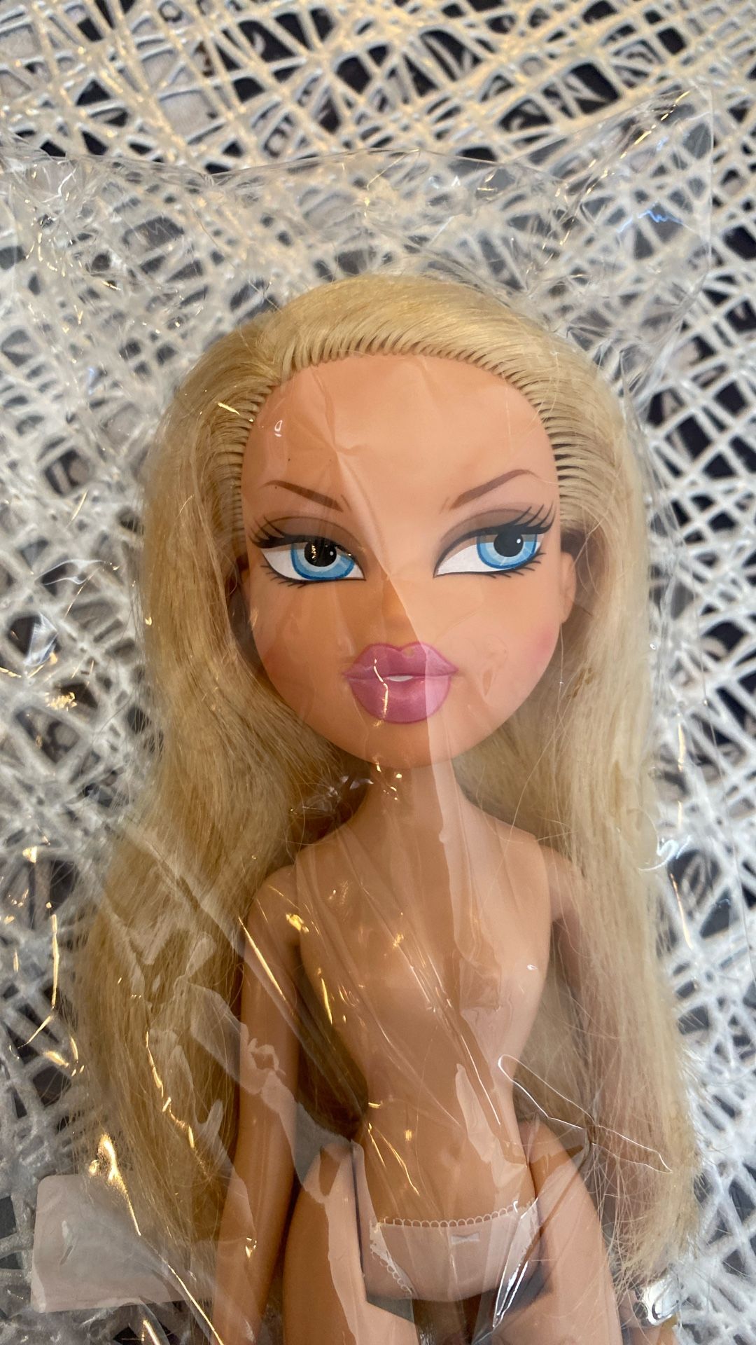 Bratz Cloe Doll