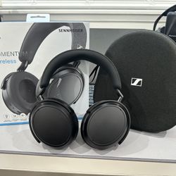  Sennheiser Momentum 4 Wireless – Like New 
