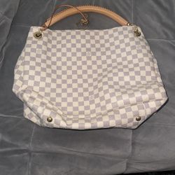Louis Vuitton Bag