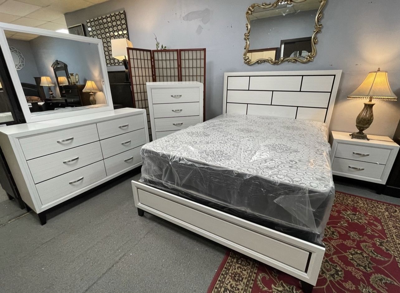 modern 5 piece bedroom set, now at an unbeatable price!