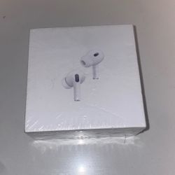 Apple AirPods Pro 2nd Generation MagSafe Wireless Charging Case USB-C (pick Up Only Bronx NYC!!!!)CASH OR CASH APP ONLY