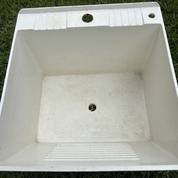 Laundry/ Utility Tub