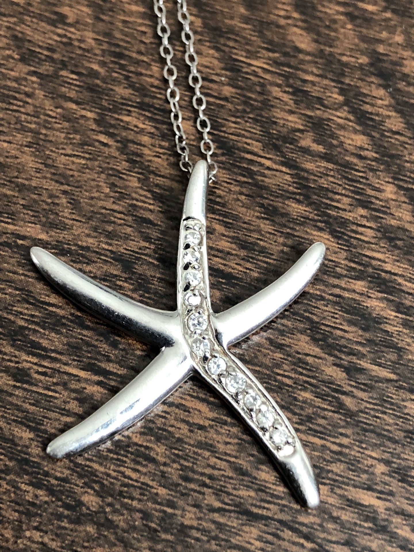 Sterling Silver Star Fish Necklace 