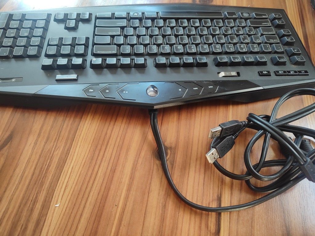 Original Alienware Gaming Keyboard w/ dual USB Connection