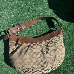 Coach tan Brown Signature Shoulder hobo Bag