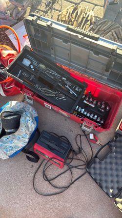 Garage sale today lots of $1 items
