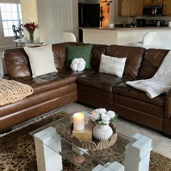 CITY FURNITURE TOP QUALITY LEATHER SECTIONAL FREE DELIVERY✅✅