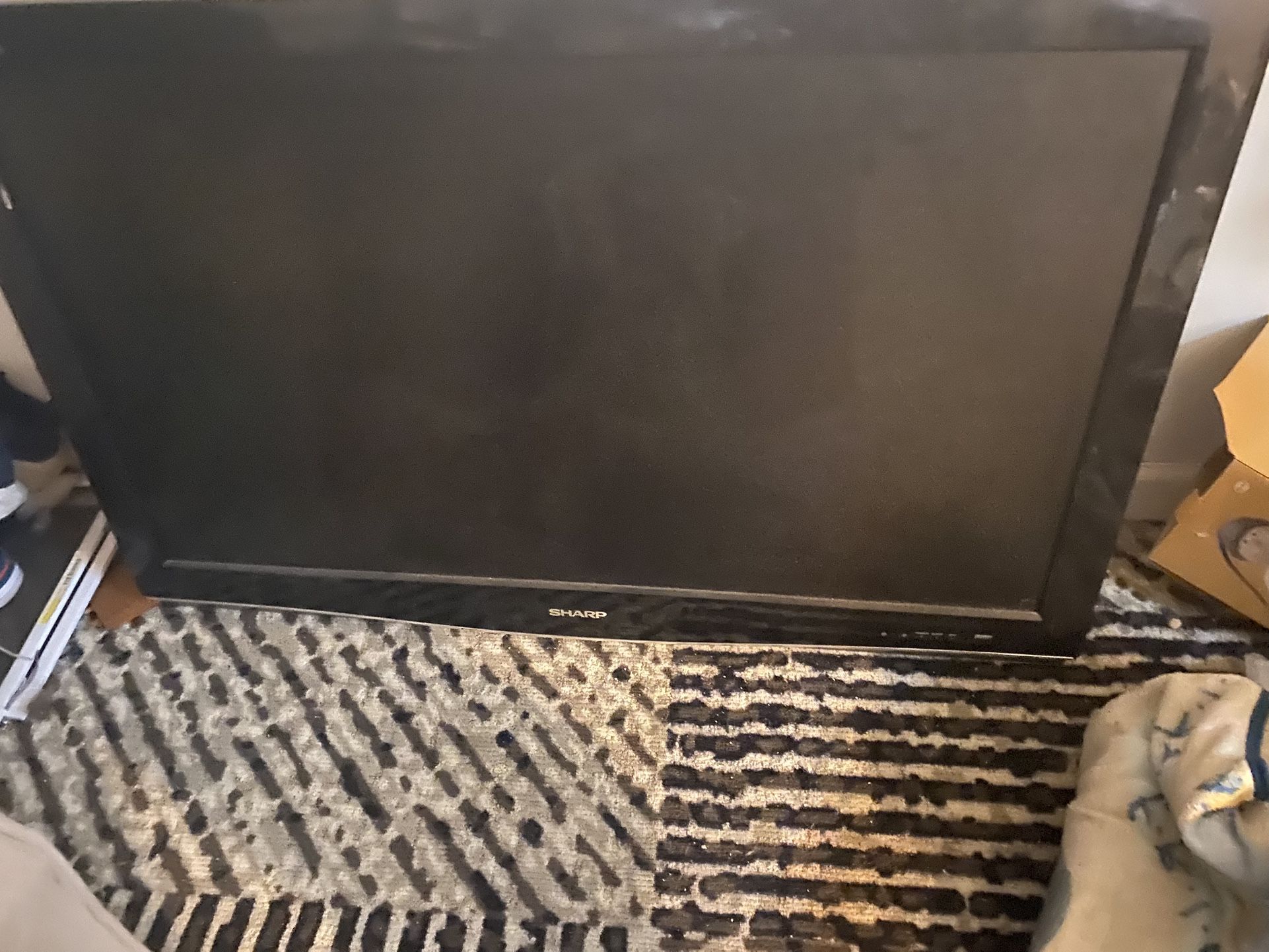Dolby Digital Sharp Aqous Tv