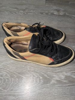 Burberry original women size 36