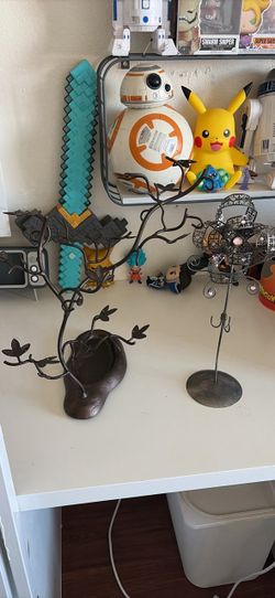 jewelry tree+metal flower