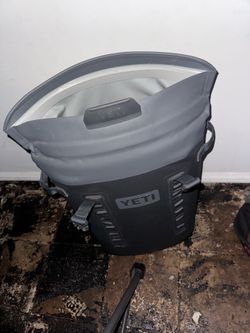 Yeti m20 cooler backpack