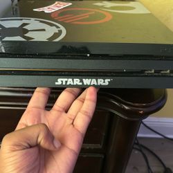 PS4 Pro : Star Wars Edition 1TB (with Games)