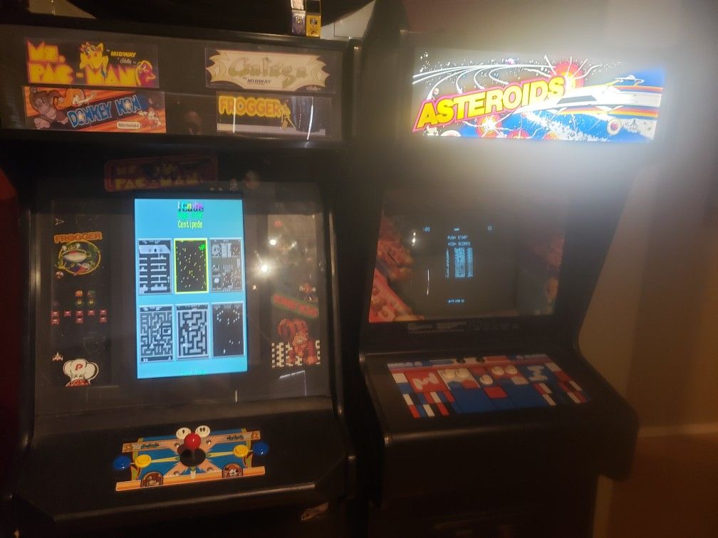 Vintage Arcade Games Vintage arcade games 60 in 1 (pac man, space invaders, Galaga, etc) and an original Asteroids .  Local pick up only. No shipping 