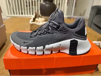 Nike Free Metcon 4 - NEW