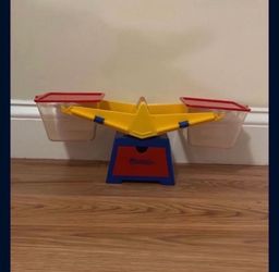 Kids Plastic Balance Scale Toy