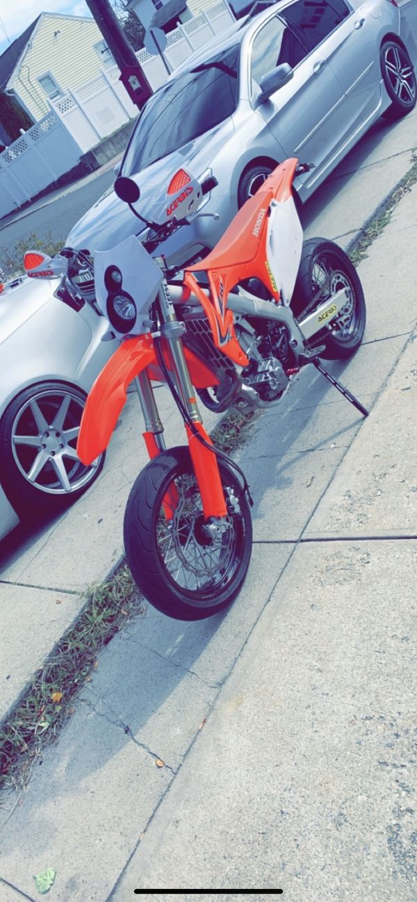 Supermoto