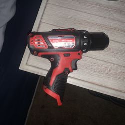 Milwaukee M12 Drill 