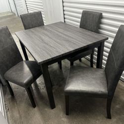 EVERYTHING FOR $600!!! Dining Set, Sectional Recliner Sofa, Coffe Table, TV stand 