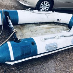 Inflatable Boat/Dingy